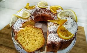 Ciambellone allo yogurt e agrumi