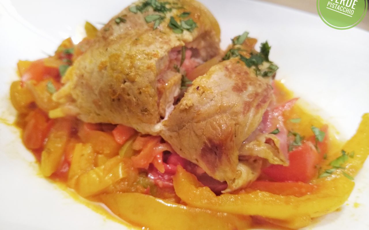 Involtini di Carne di Maiale con Peperoni alla Curcuma