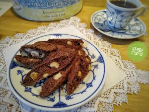 Cantucci al Cioccolato e Nocciole