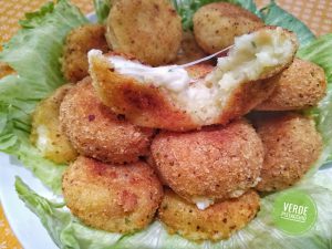 Polpette di Patate Cremose e Filanti