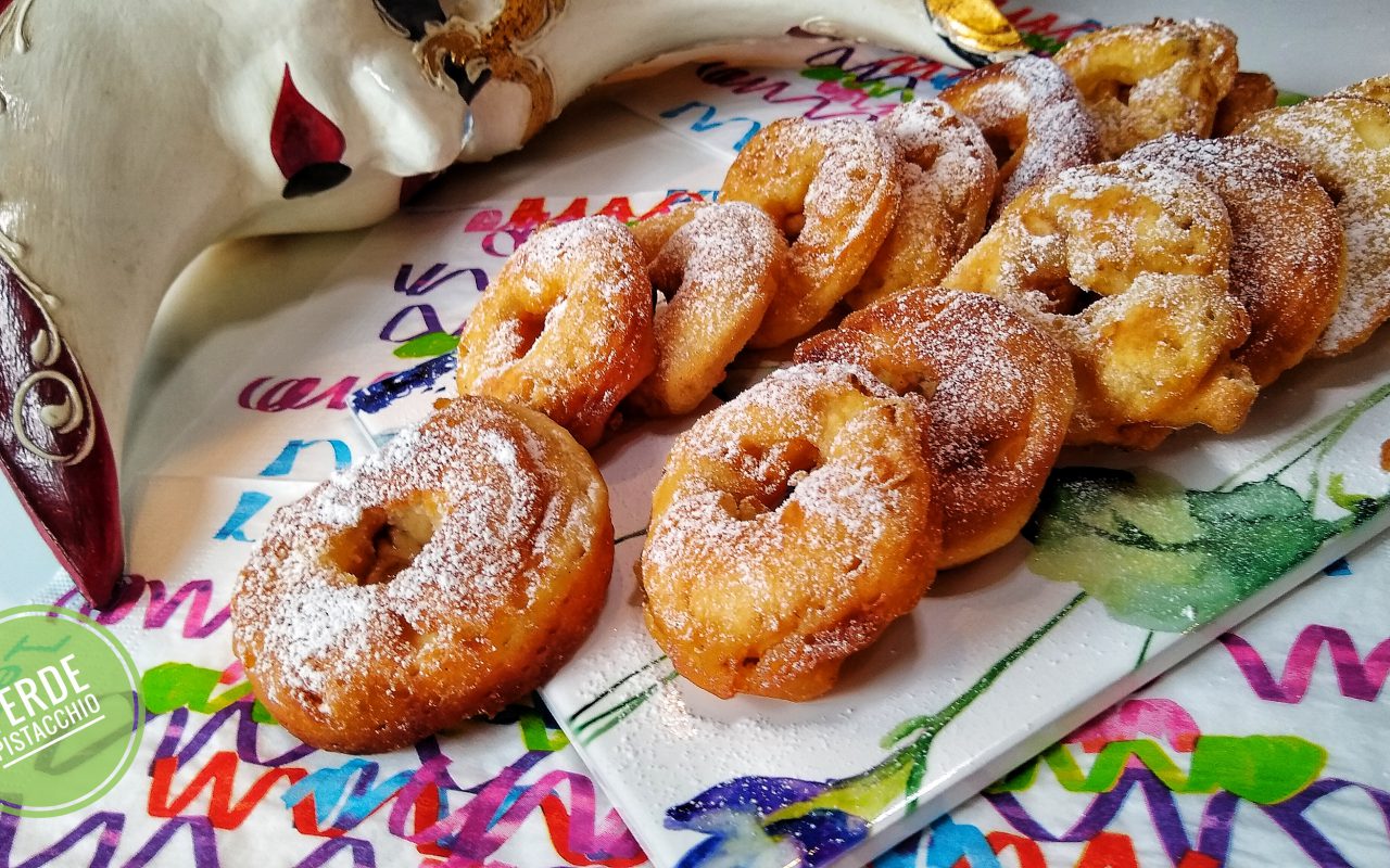 Frittelle di Mele e Cannella