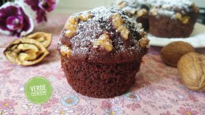 Muffins al Doppio Cioccolato e Noci