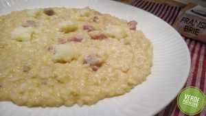 Risotto alla crema di cavolfiori, salsiccia e brie