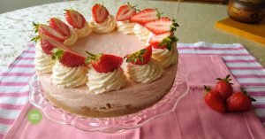 Cheesecake alle fragole senza cottura